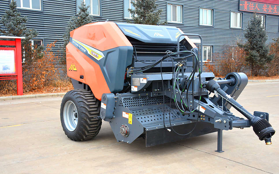 標(biāo)題：9YGQ-2.2D型圓草捆切割撿拾打捆機(jī)
瀏覽次數(shù)：369
發(fā)表時(shí)間：2023-12-12