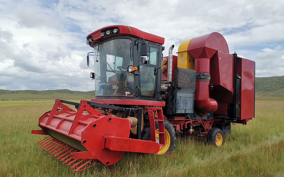 標(biāo)題：9ZZ-3.0型禾本科牧草種子收獲機(jī)
瀏覽次數(shù)：170
發(fā)表時間：2023-12-12