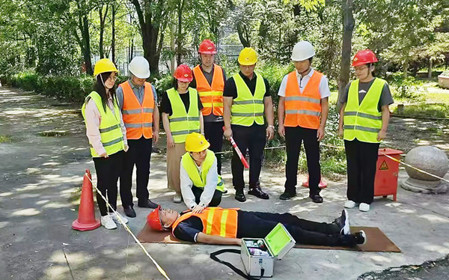 標(biāo)題：強(qiáng)化安全意識(shí)，提升應(yīng)急能力 呼和浩特分院舉辦觸電應(yīng)急演練活動(dòng)
瀏覽次數(shù)：1922
發(fā)表時(shí)間：2024-08-27