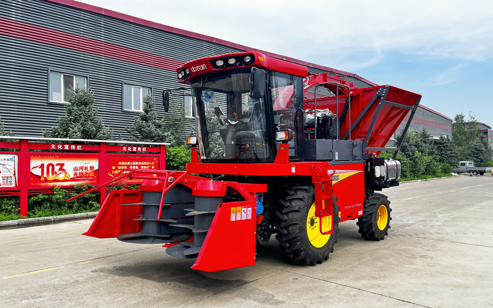 標題：9QYZ-2.6-自走式青飼料收獲機
瀏覽次數(shù)：58
發(fā)表時間：2025-04-02